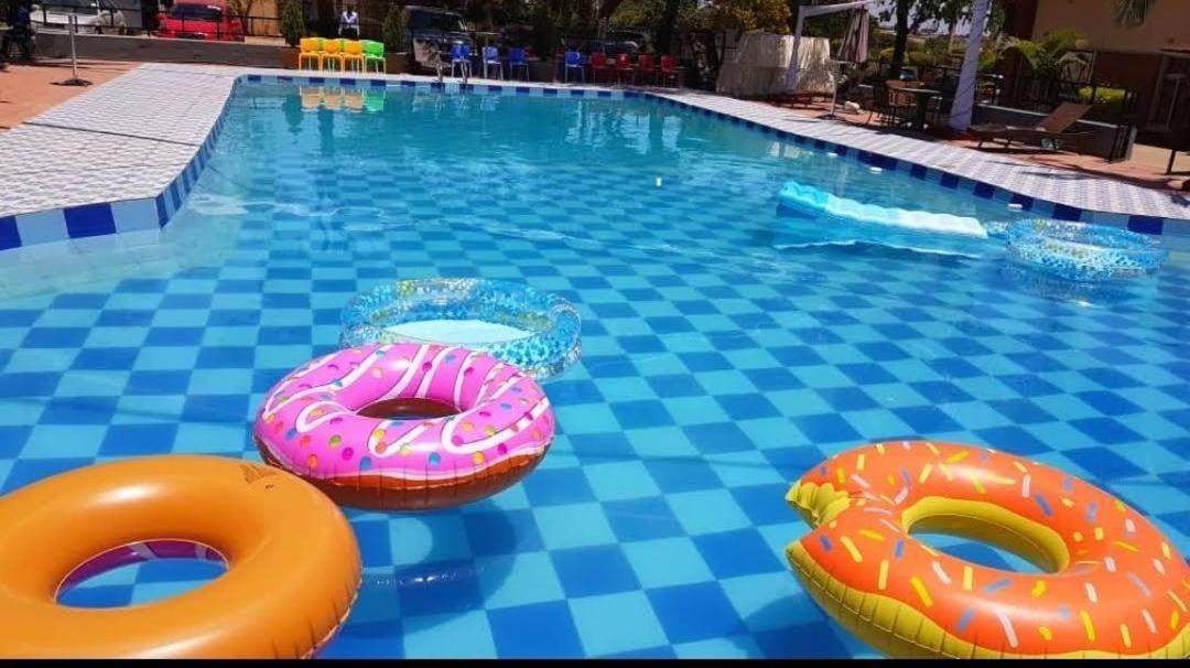 Chamba Valley Exotic Hotel Lusaka Exterior photo