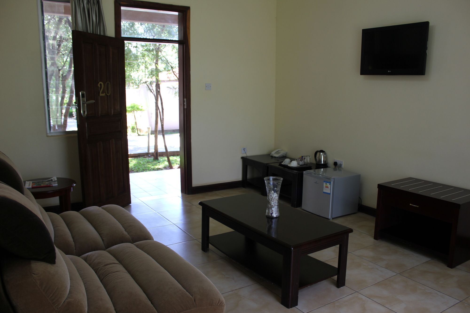 Chamba Valley Exotic Hotel Lusaka Exterior photo