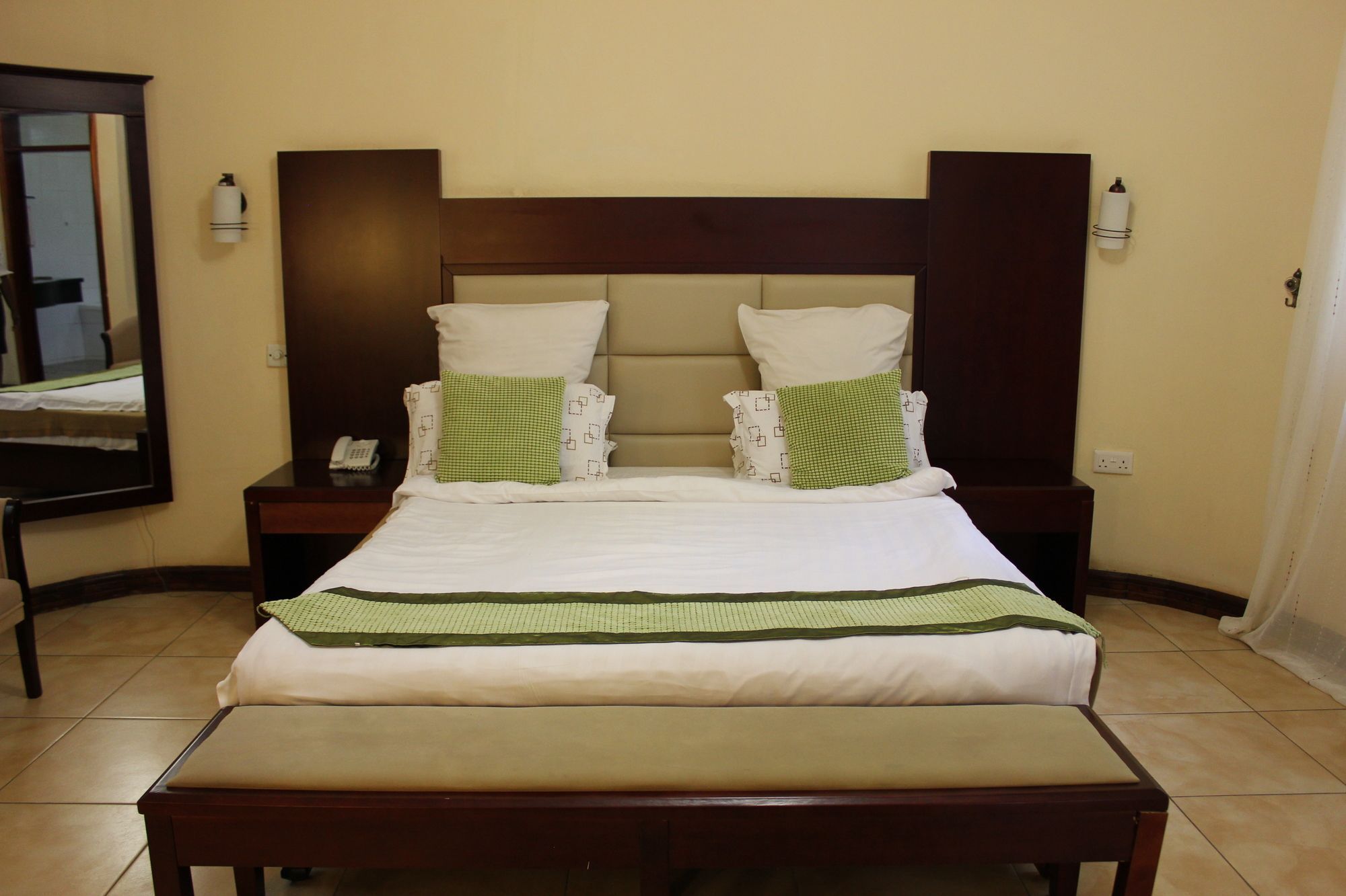 Chamba Valley Exotic Hotel Lusaka Exterior photo